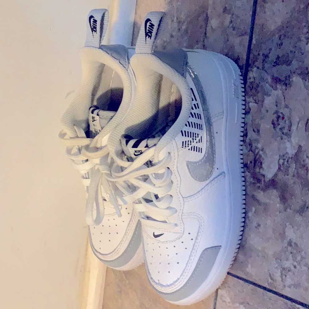 Youth 12C  unisex nikes